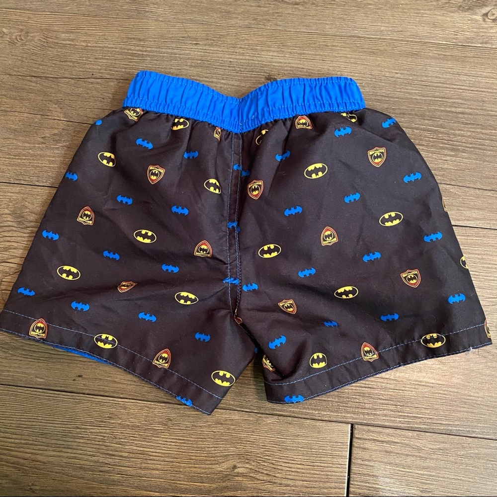 Bundle of 2 boys' swim trunks Size 12m & 18m - Picture 3 of 8